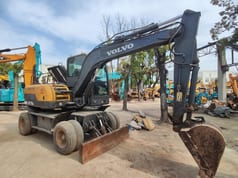 2016 Volvo LG670BM Wheel Excavator