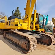 Escavatore cingolato Komatsu PC400 del 2024