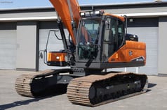 2022 Doosan DX225LC-7 Crawler Excavator