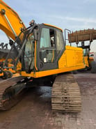 2019 JCB JS220XL