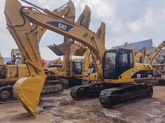 2015 Caterpillar 320CL Crawler Excavator