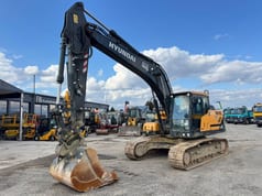 2023 Hyundai HX220AL Crawler Excavator