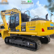 2022 Komatsu PC200-8 Raupenbagger