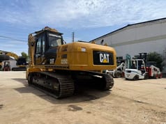 2015 Caterpillar 325CL Crawler Excavator