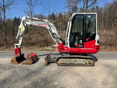 2019 Takeuchi TB230 Mini Excavator