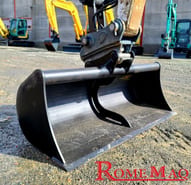 Balde Rotativo de Limpeza para Escavadora de Rastos Retroescavadora