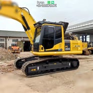 2022 Komatsu PC200-8 Raupenbagger