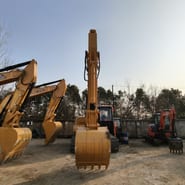 2022 Caterpillar 320CL Raupenbagger