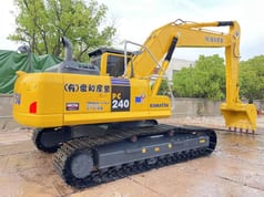 2022 Komatsu PC240LC-8 Crawler Excavator