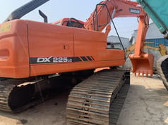 2016 Doosan DX225LC Crawler Excavator