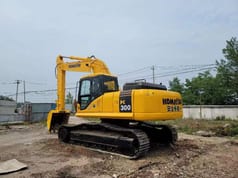 2018 Komatsu PC300-7 Crawler Excavator
