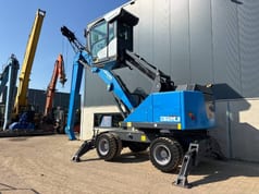 Manipulator de materiale Fuchs MHL320F, 2018