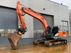 2018 Hitachi ZX250LC-6 Crawler Excavator