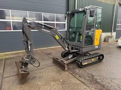 2017 Volvo EC18D Mini Excavator