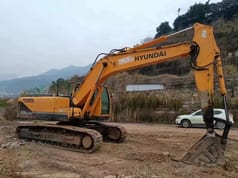 2016 Hyundai R225LC-9T Crawler Excavator