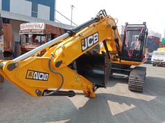 2025 JCB JS200 Crawler Excavator