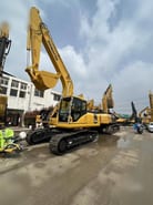 Escavatore cingolato Komatsu PC220-7 del 2024