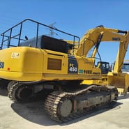 Komatsu PC450-8 Escavatore Cingolato