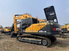 2023 Hyundai R220LC-9S Escavatore cingolato