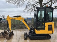 2022 JCB 16C-1 Miniescavatore