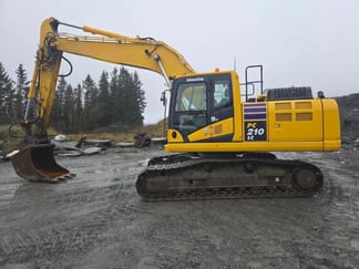 2022 Komatsu PC210LC-11 Crawler Excavator