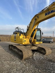 2021 Komatsu PC240LC-11 Crawler Excavator
