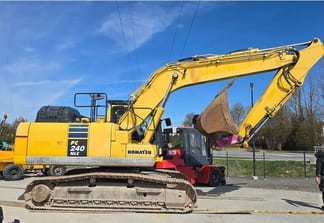 2017 Komatsu PC240 NLC-11