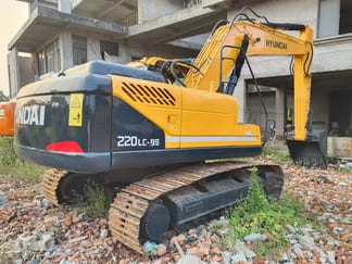 2019 Hyundai R220LC-9S Crawler Excavator