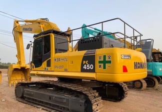 2020 Komatsu PC450-8 Crawler Excavator