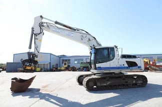 Crawler Excavator Liebherr R 924 WLC + Engcon Tiltrotator (2016)