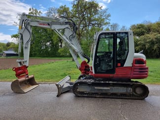 2022 Takeuchi TB290-2 Mini Excavator