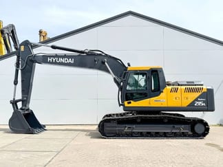 2025 Hyundai R215 SMART PLUS Crawler Excavator