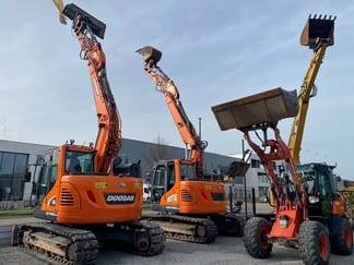 2020 Doosan DX140LCR-5 Crawler Excavator