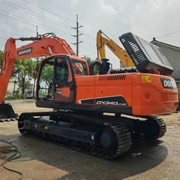 2024 Doosan DX340LC Crawler Excavator
