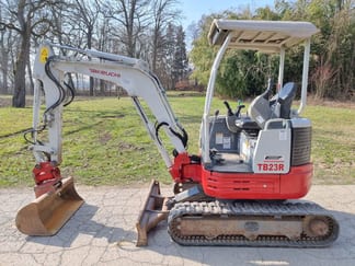 2018 Takeuchi TB23R Mini Excavator