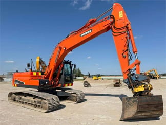 2011 Doosan DX225LC Crawler Excavator