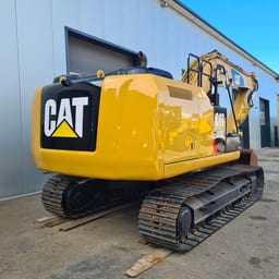 2016 Caterpillar 320E Crawler Excavator