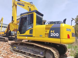 2018 Komatsu PC200-8 Crawler Excavator