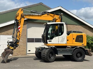 2015 Liebherr A914 Wheel Excavator