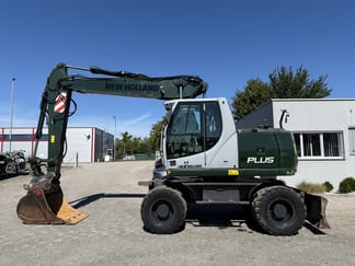 2009 New Holland MH-PLUS Wheel Excavator