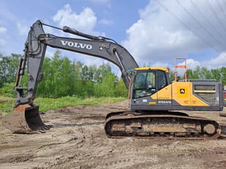 2017 Volvo EC300EL Crawler Excavator