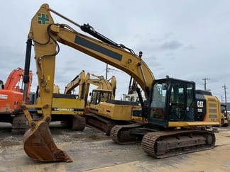 2016 Caterpillar 320E Crawler Excavator