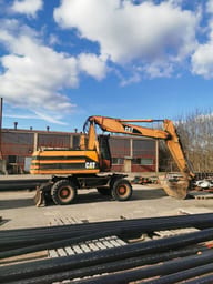 2001 Caterpillar M318 Wheel Excavator
