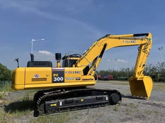 2025 Komatsu PC300 Crawler Excavator