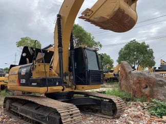 2023 Caterpillar 323D Crawler Excavator