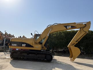 2016 Caterpillar 320CL Crawler Excavator