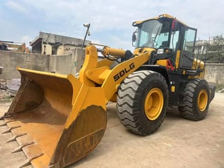 2022 SDLG LG956F Crawler Excavator