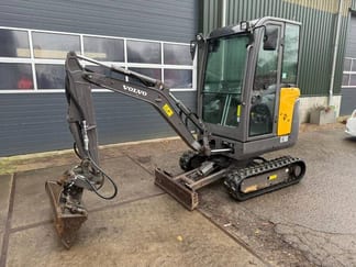 2017 Volvo EC18D Mini Excavator