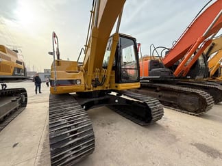 2013 Caterpillar 320B Crawler Excavator