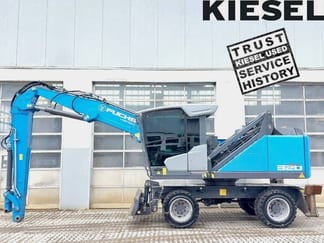 2019 Fuchs MHL320F Material Handler